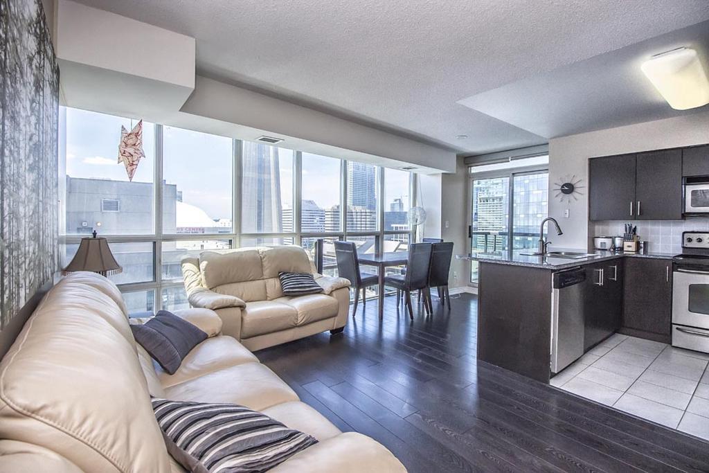 Napa Furnished Suites At Cn Tower & Maple Leaf Square Toronto Rom bilde