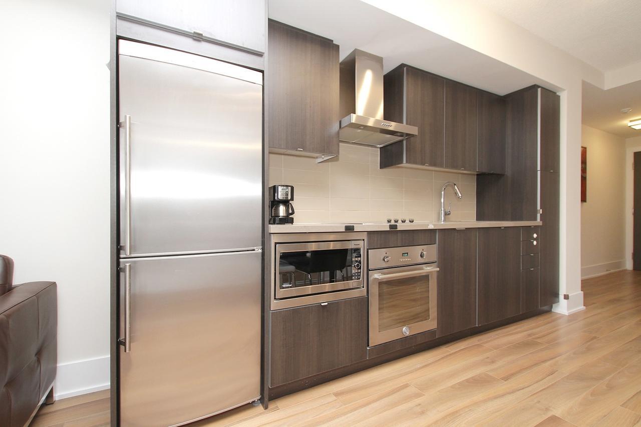 Napa Furnished Suites At Cn Tower & Maple Leaf Square Toronto Eksteriør bilde