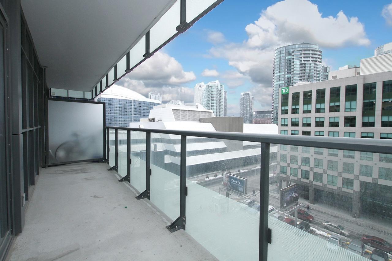 Napa Furnished Suites At Cn Tower & Maple Leaf Square Toronto Eksteriør bilde