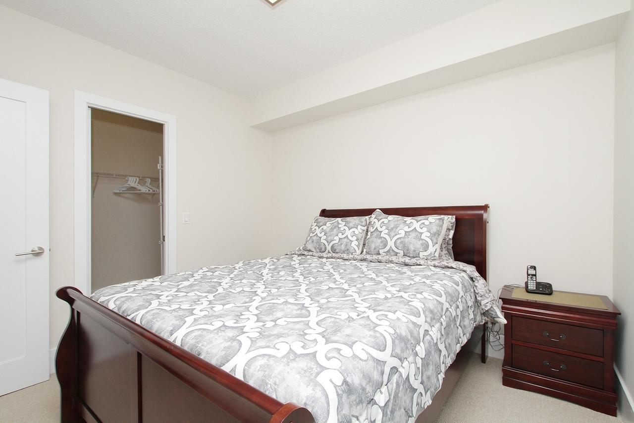 Napa Furnished Suites At Cn Tower & Maple Leaf Square Toronto Eksteriør bilde