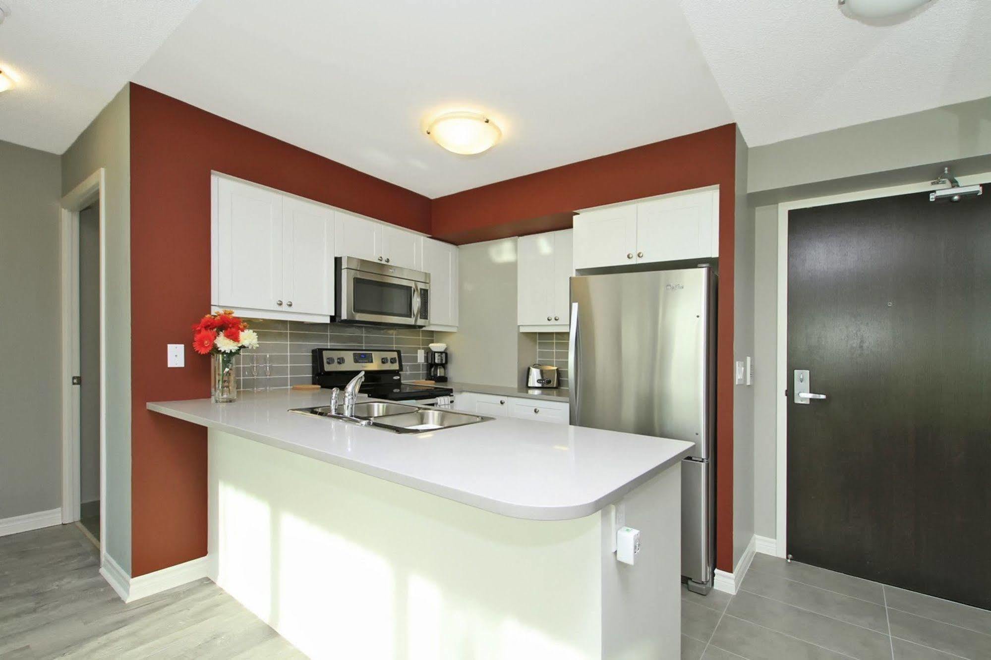 Napa Furnished Suites At Cn Tower & Maple Leaf Square Toronto Eksteriør bilde