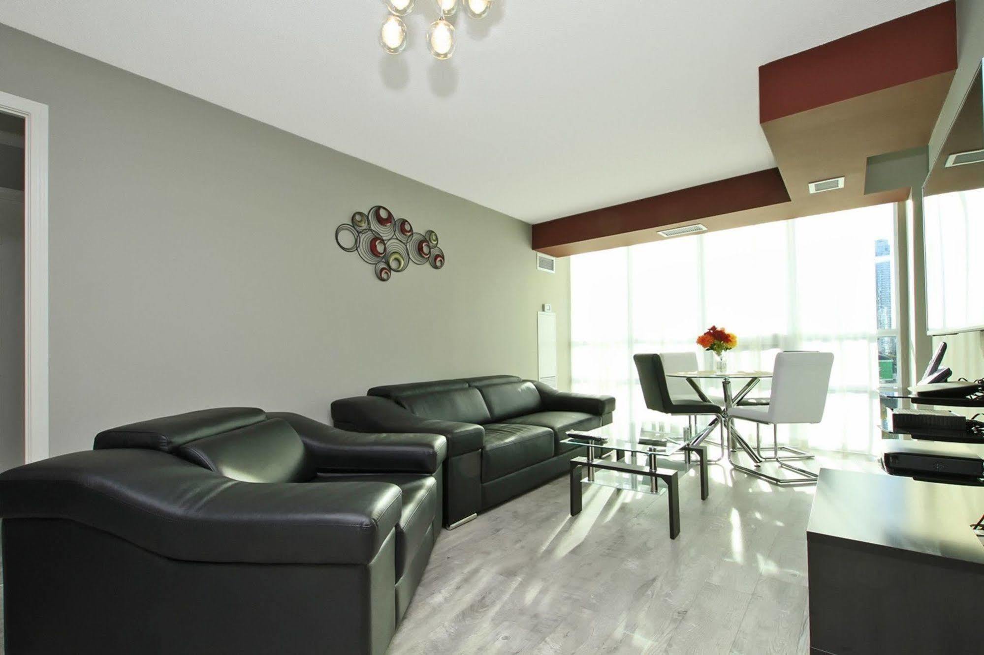 Napa Furnished Suites At Cn Tower & Maple Leaf Square Toronto Eksteriør bilde